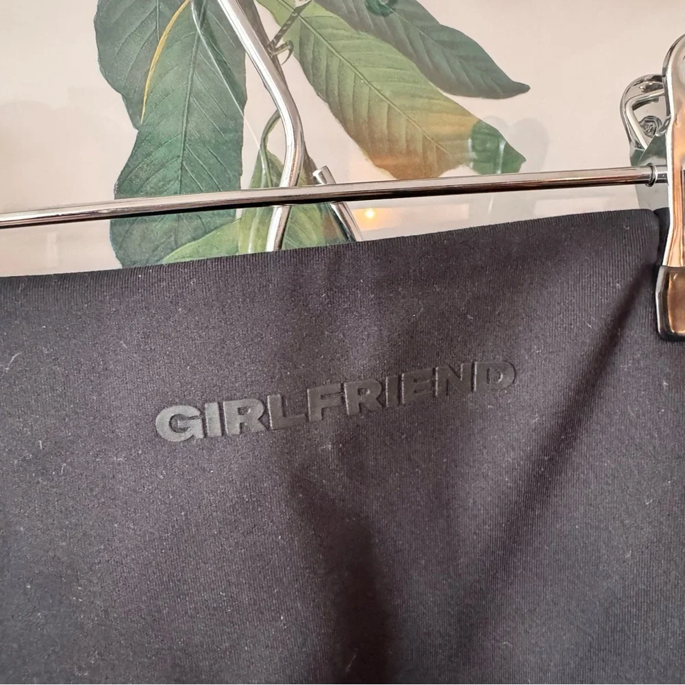 EUC Girlfriend Collective High Waisted Leggings Black Medium “28 - Picture 3 of 3